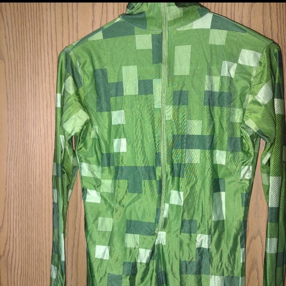 XL Pixel Monster Morphsuit for 5'10"-6'3" Costume🎃 - Picture 6 of 6